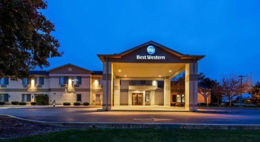 Best Western Fostoria Inn And Suites Exterior photo